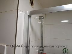 Instalace sprchových dveří do niky